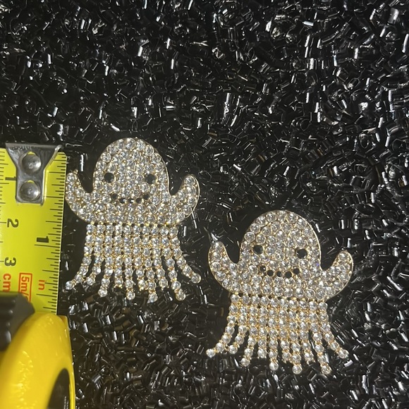 White Rhinestone Ghost - Picture 16 of 17